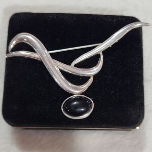 Sterling Silver & Oval Black Onyx Taxco Mexico Pin